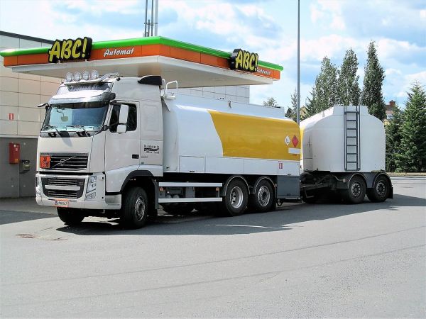 Volvo FH 500
ER-Kuljetus Oy
    Joensuu
Avainsanat: Volvo ER-Kuljetus