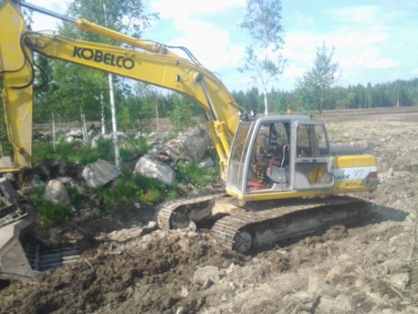 työpaikan kobelco
Avainsanat: kobelco