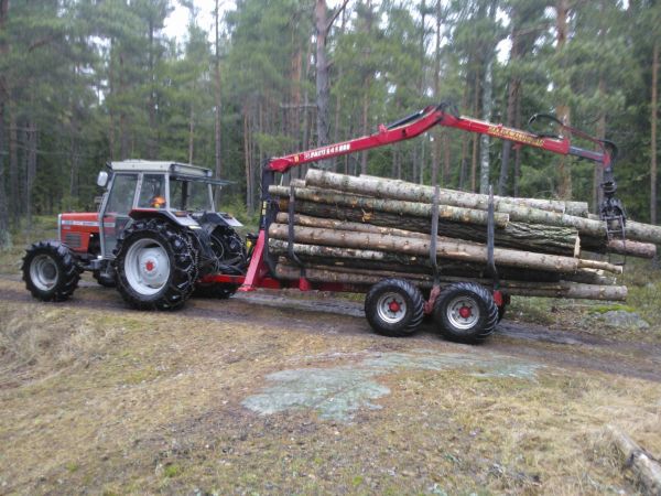 mettähommia massey ferguson 365 ja patu545
Avainsanat: massey ferguson