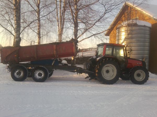 Valtra 6800 ja teko
Sonnan ajoa joskus viime talvena.
