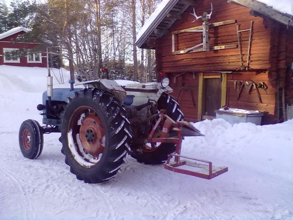 fordson power major
fordson power major
