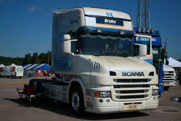 K.Lindholmin Scania T420
