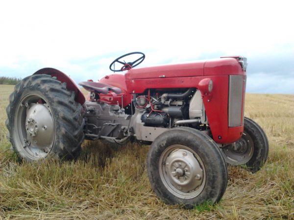 Massey Ferguson 25 vm 63
pikku ferku
