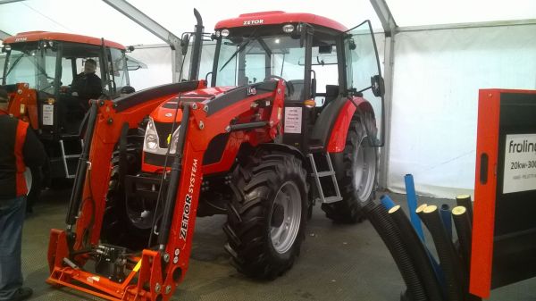 koneagria 2014
zetor koneagria 2014
Avainsanat: zetor