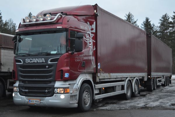 Minkkisen Scania
Kari Minkkinen Oy:n Scania R730 hakeauto Saarijärveltä
Avainsanat: Minkkinen Scania R730 hakeauto ABC Savitaipale