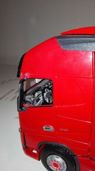 tuunattu volvo fh16 750
Tuli tollanen väkerrettyä.
