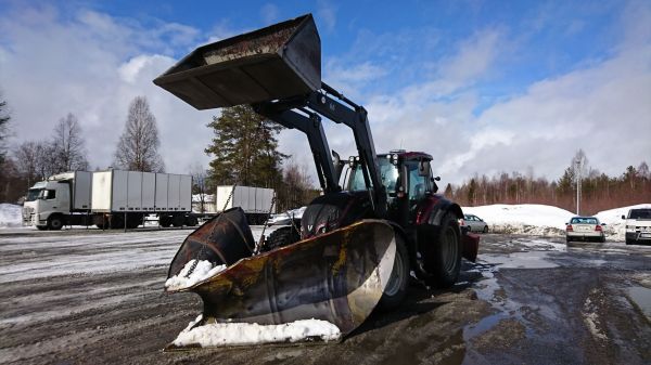 Valtra T
Kone Hyrkäs Oy :n Valtra T.
Avainsanat: valtra t kone hyrkäs