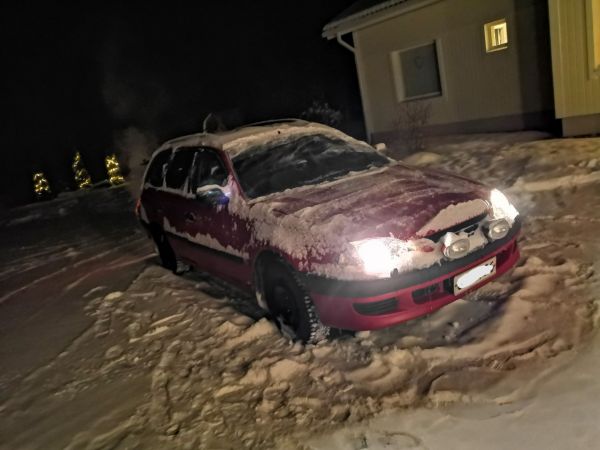 Luminen tojota
Testis tänään pottupelto
Avainsanat: Toyota Autot