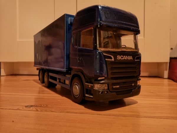 Tuning Scania R730 Topline
Tällänen tuli värjättyä tänään. 
