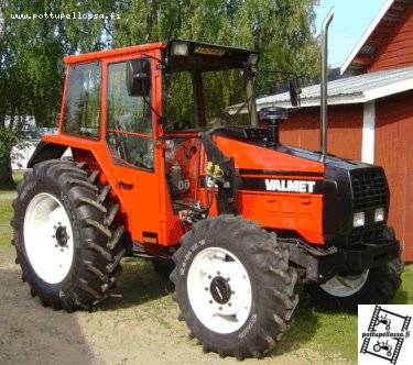 Valmet 605
Pestynä ja puunattuna
