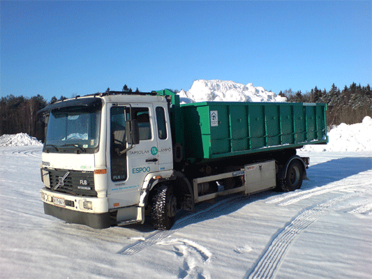 Volvo FL6
Lumen ajoa pikku volvolla joka on muuten hyvä mutta pikkusen tehoton.
