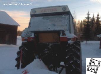 Zetor 7745 takapiä
