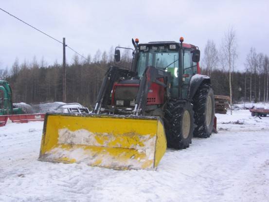 Valtra 6400
Talvi 
Avainsanat: 6400