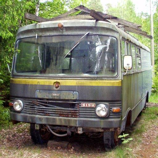 Nalle-Sisu
PTL:n entinen työkunta-auto
