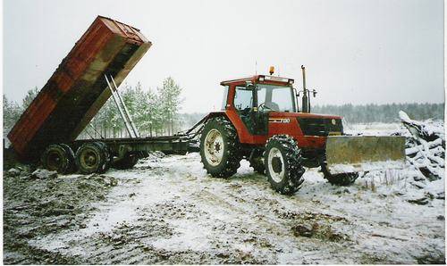 F130
F130 maanajossa joskus kauan sitten..
