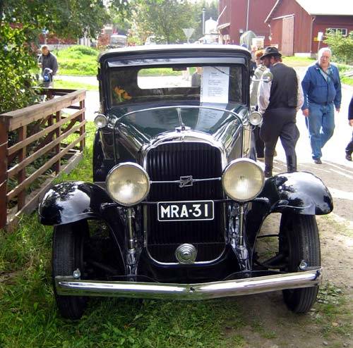 Buick
Kuvattu Hyvinkään Rauta & Petrooli-päivillä 10.9.2005.
Avainsanat: Buick