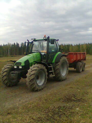 deutz-fahr 120mk3 + teko 12t
pomo pisti 5150 maxxumin vaihtoon ja osti tommosen. n.1800h vm-02
Avainsanat: deutz-fahr 120mk3 teko 12t