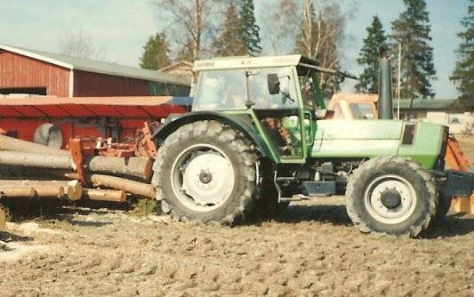 deutz dx120 vm83
115hv vakio. tunteja n.1500. vaihtui 805 valluun 4kk käytön jälkeen
Avainsanat: deutz