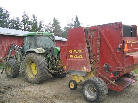 john deere/new holland 644
Avainsanat: paalain