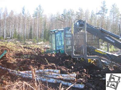 1110 kiinni
1110 pikkasen pääsi uppoamaan turvesuo savotalla
