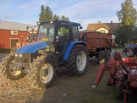 new holland tl100
voiman väri on sininen
