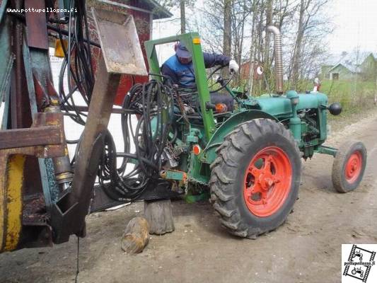 mitenkähän tässä käy...
Avainsanat: zetor