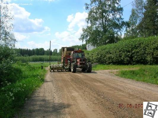 hiljainen kylätie
110-90, superluoko ja junkkari
Avainsanat: 110-90 elho junkkari