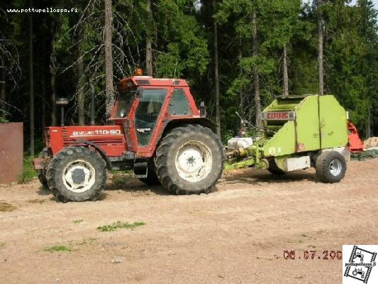 nh 110-90 turbo ja claas rollant 44
paalaamaan lähdössä
Avainsanat: 110-90 claas