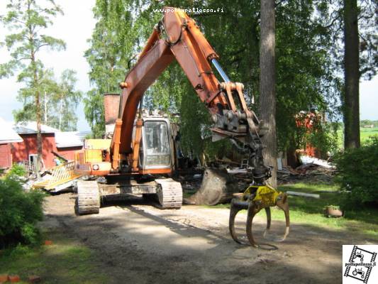 Fiat- Hitachi fh 200 lc
Pätevä purkukoura 
