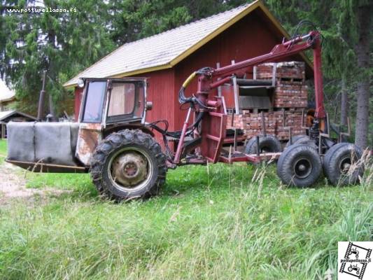 Metsäkone sopii harvennuksiin ym
Vuosien saatossa kokenut lukuisia muodon muutoksia
Avainsanat: metsäkone kevyt