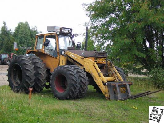 Vinku
On kai se tääkii joskus ollu luksus peli 
Avainsanat: valmet 1203