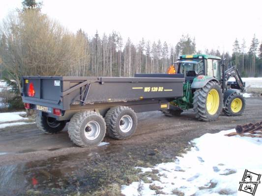 Tuhti ws120d2 ja John Deere 6320
Avainsanat: Tuhti John Deere