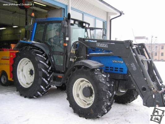 Valtra 8550
Melkein 190 pollee saparossa
