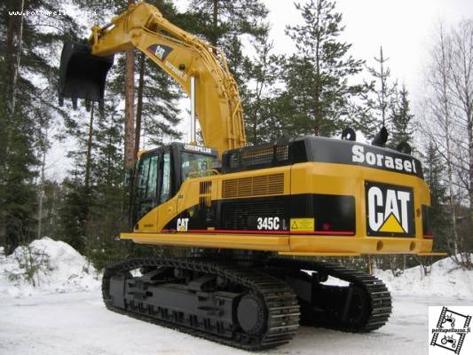 Cat 345Cl
Wihurin pihalla oli tällänen pyyvys mörinöiden aikaan
