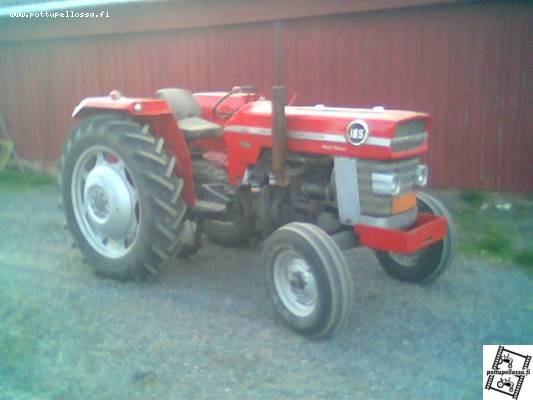 massey-ferguson 165mp
tunteja paljon. joskus uudelleen maalattu. sillon tällön kärryi siirretään
Avainsanat: m-f 165mp