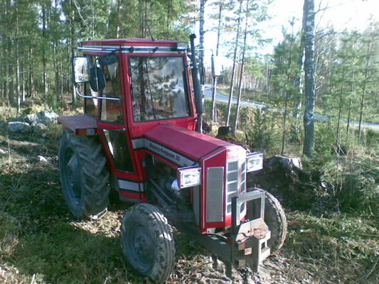 Massey Ferguson 35
Avainsanat: Massey Ferguson 35