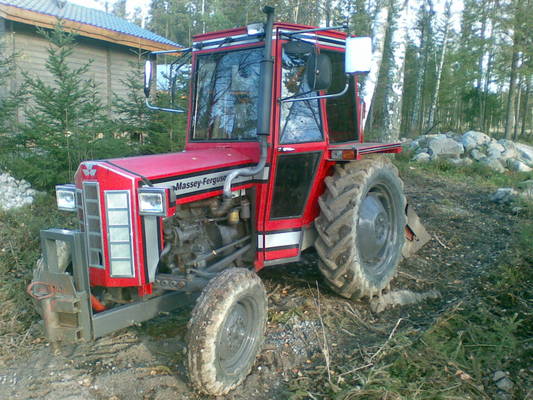 Massey Ferguson 35
Avainsanat: Masset Ferguson 35