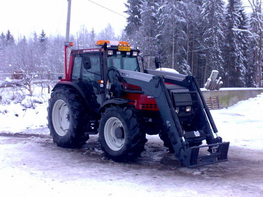  Valtra 8400 
 pestynä
