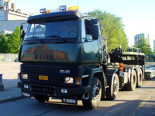 Puolustusvoimien lavettiauto
Puolstusvoimien Sisu Sm 312 8x4 Aftercooler lavettiauto hakemassa panssarivaunu
Avainsanat: Puolustusvoimat Sisu erikois kuljetus