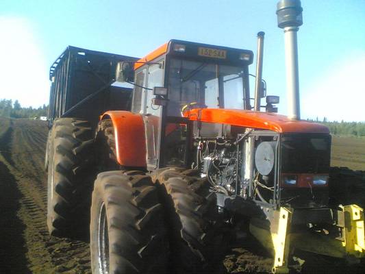 zetor zts 16245 super
kärrin vedossa
Avainsanat: zts