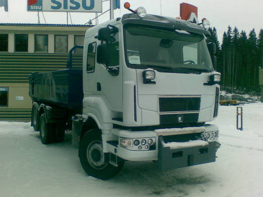 Sisu
Sisu R500 Dxi sora/tienhoitoauto
Avainsanat: sisu