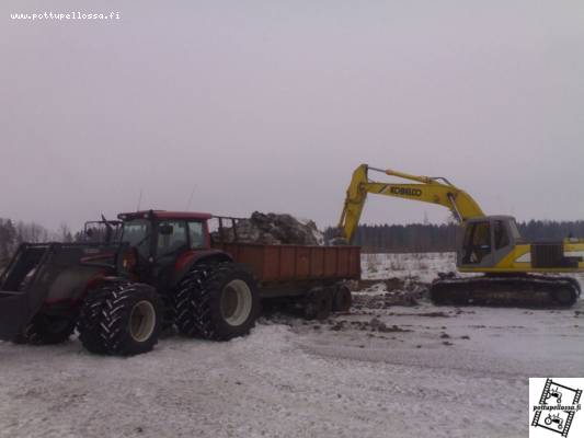 Savenajoa
Terästetty T170 230hv -03 ~4000h ja Kobelco 210.
Avainsanat: T170 Kobelco