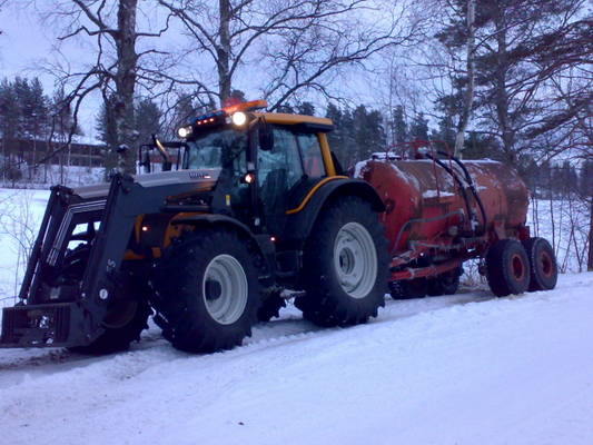 Valtra ja Tempo
Imu hetki meneillään...
