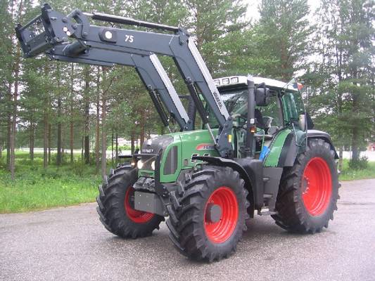 Fendt 820 
Kesä 2007 ja fendt 820 
Avainsanat: 820