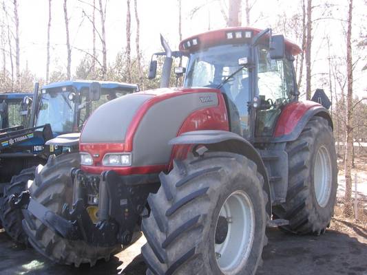 Valtra S280 
Kevät 2007 Valtra S280
Avainsanat: S280