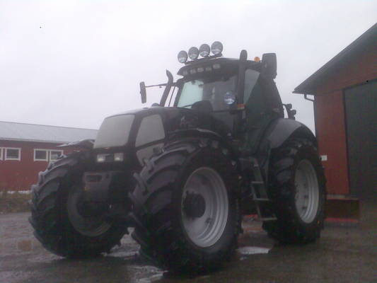 Deutz-Fahr Agrotron 285
Avainsanat: Deutz Fahr Agrotron 285