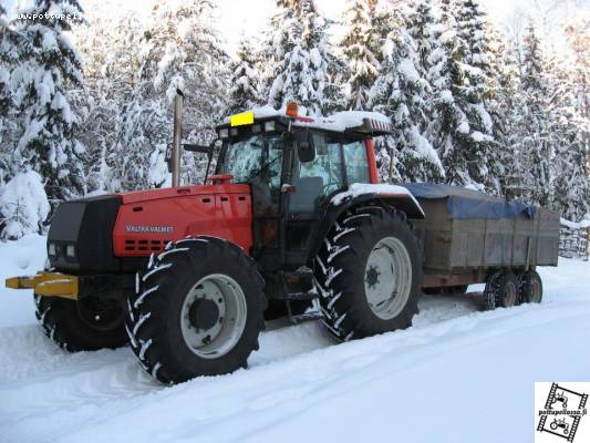 Valtra Valmet 8950
Valmetti ja papana kiessit
Avainsanat: Valtra Valmet 8950