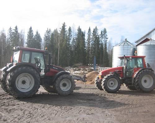 valtra n141h ja same silver 110
valtran hytti on tosi hyvä 
Avainsanat: valtra ja same