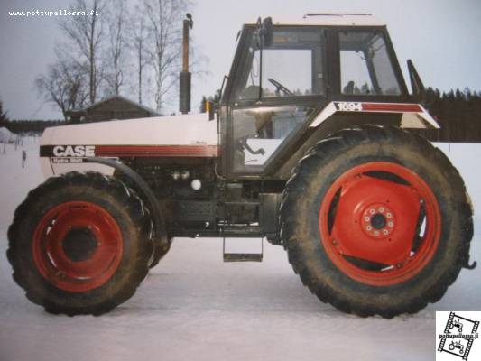 CASE 1694 HS
vm- 84 ajettu n.3600
