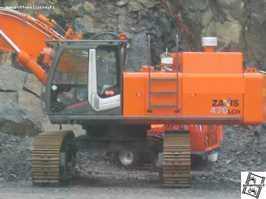 Hitachi Zaxis 470 LCH
Seiso montulla ainakin viikon tyhjän panttina.
Avainsanat: Hitachi